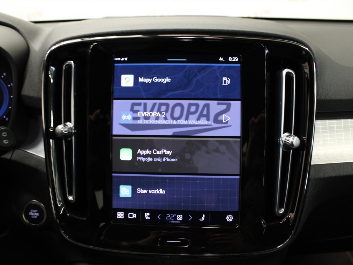 Volvo XC40 Kombi 2,0 l 145 kw