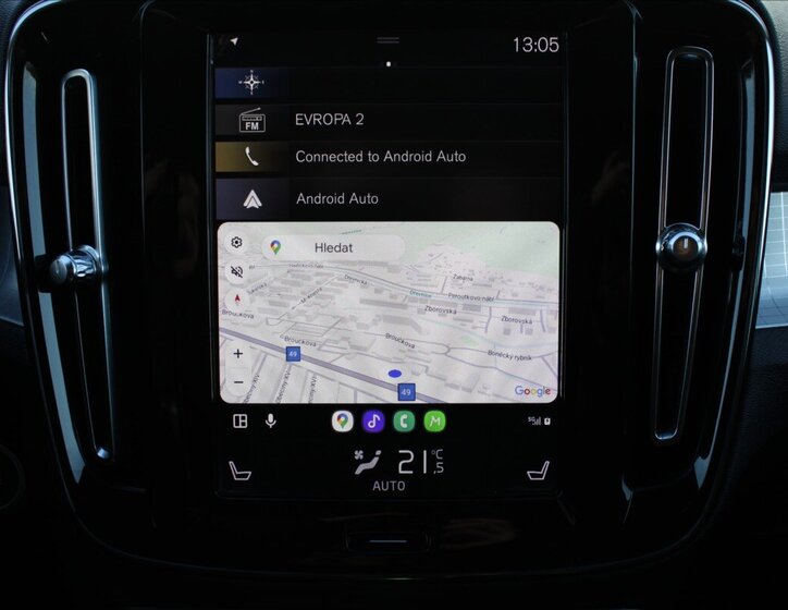 Volvo XC40 SUV 2,0 l 140 kw