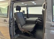 Volkswagen Caravelle 9