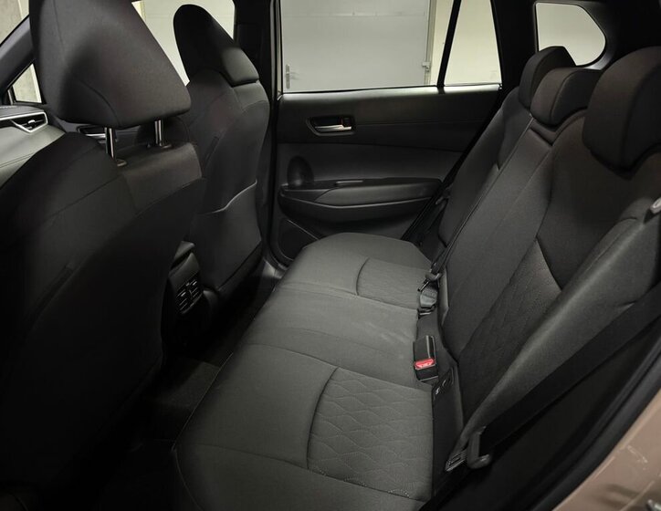 Toyota Corolla Cross SUV / Terénní 1,8 l 98 kw