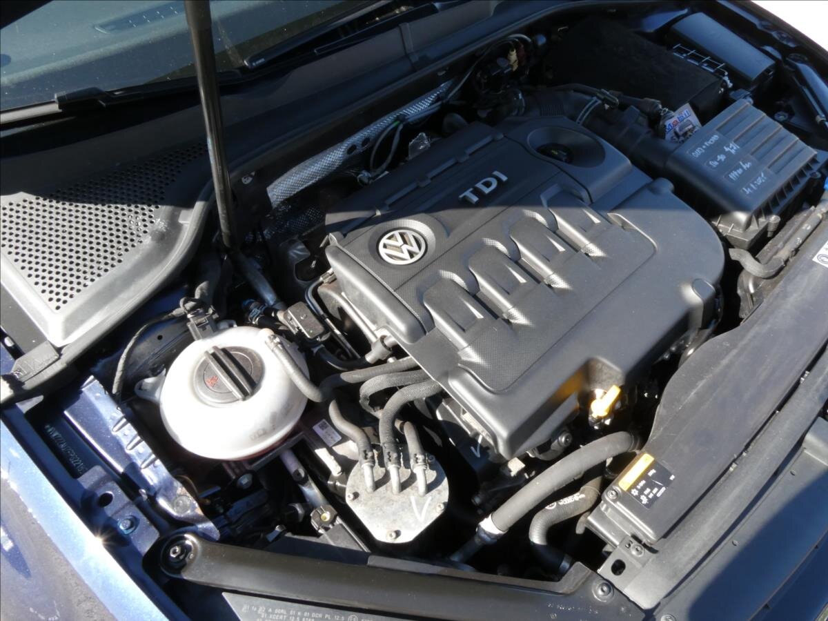 Volkswagen Golf Kombi 2,0 l 110 kw