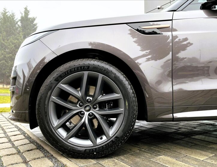 Land Rover Range Rover Sport SUV 3,0 l 221 kw