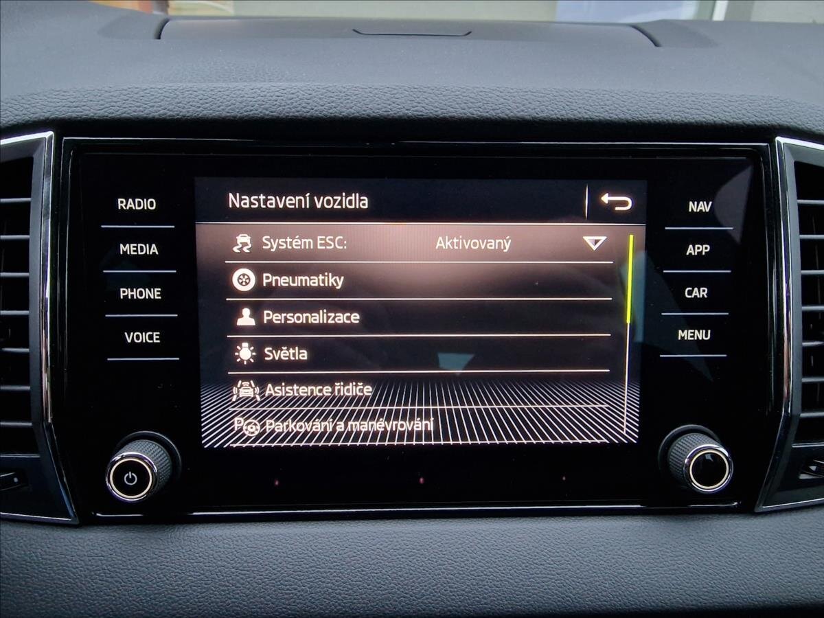 Škoda Karoq SUV / Terénní 2,0 l 110 kw