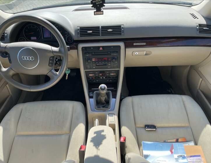 Audi A4 Sedan / Limuzína 1,8 l 110 kw