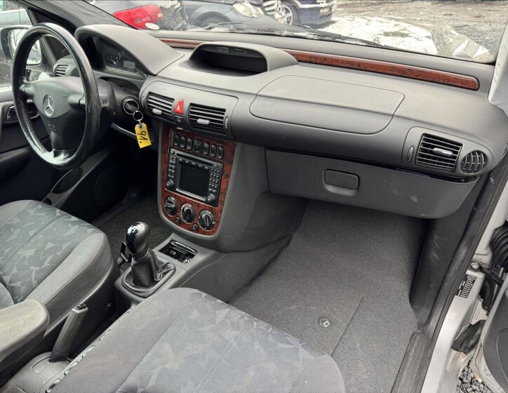 Mercedes-Benz Vaneo Kombi 1,6 l 75 kw