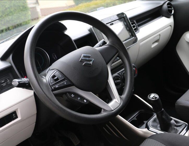 Suzuki Ignis Hatchback 1,2 l 66 kw