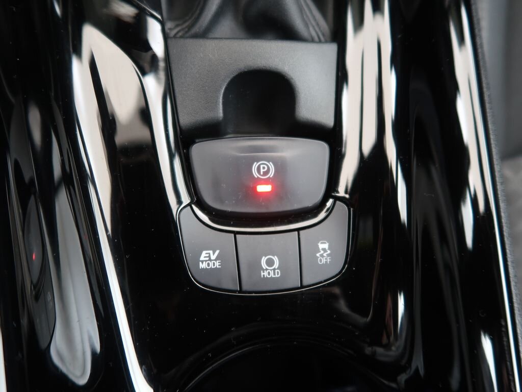 Toyota C-HR SUV / Terénní 1,8 l 72 kw