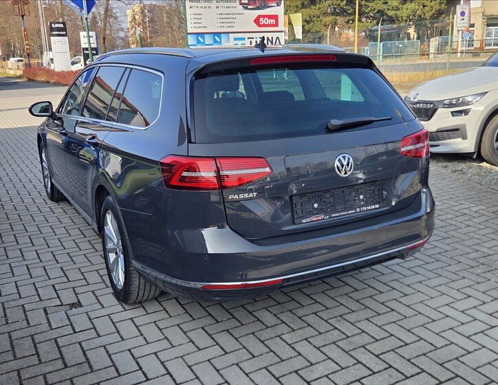 Volkswagen Passat Kombi 2,0 l 110 kw