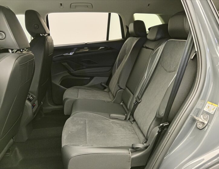 Volkswagen Tayron SUV / Terénní 2,0 l 150 kw