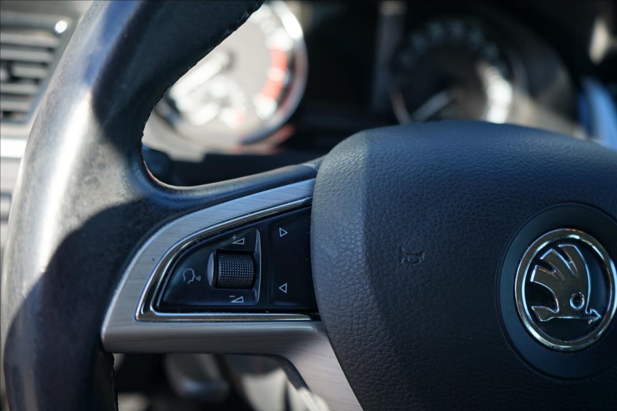 Škoda Rapid Sedan / Limuzína 1,2 l 81 kw