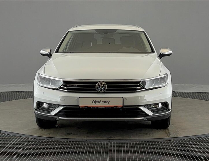 Volkswagen Passat Kombi 2,0 l 140 kw