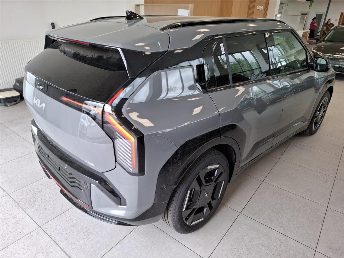 KIA EV3 CUV / Crossover 0,0 150 kw