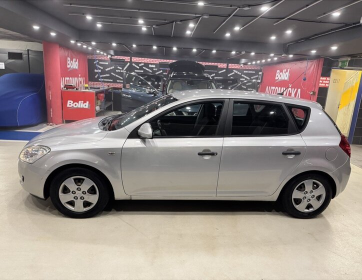KIA Ceed Hatchback 1,4 l 80 kw