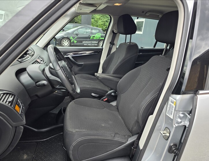 Citroën C4 Picasso 10