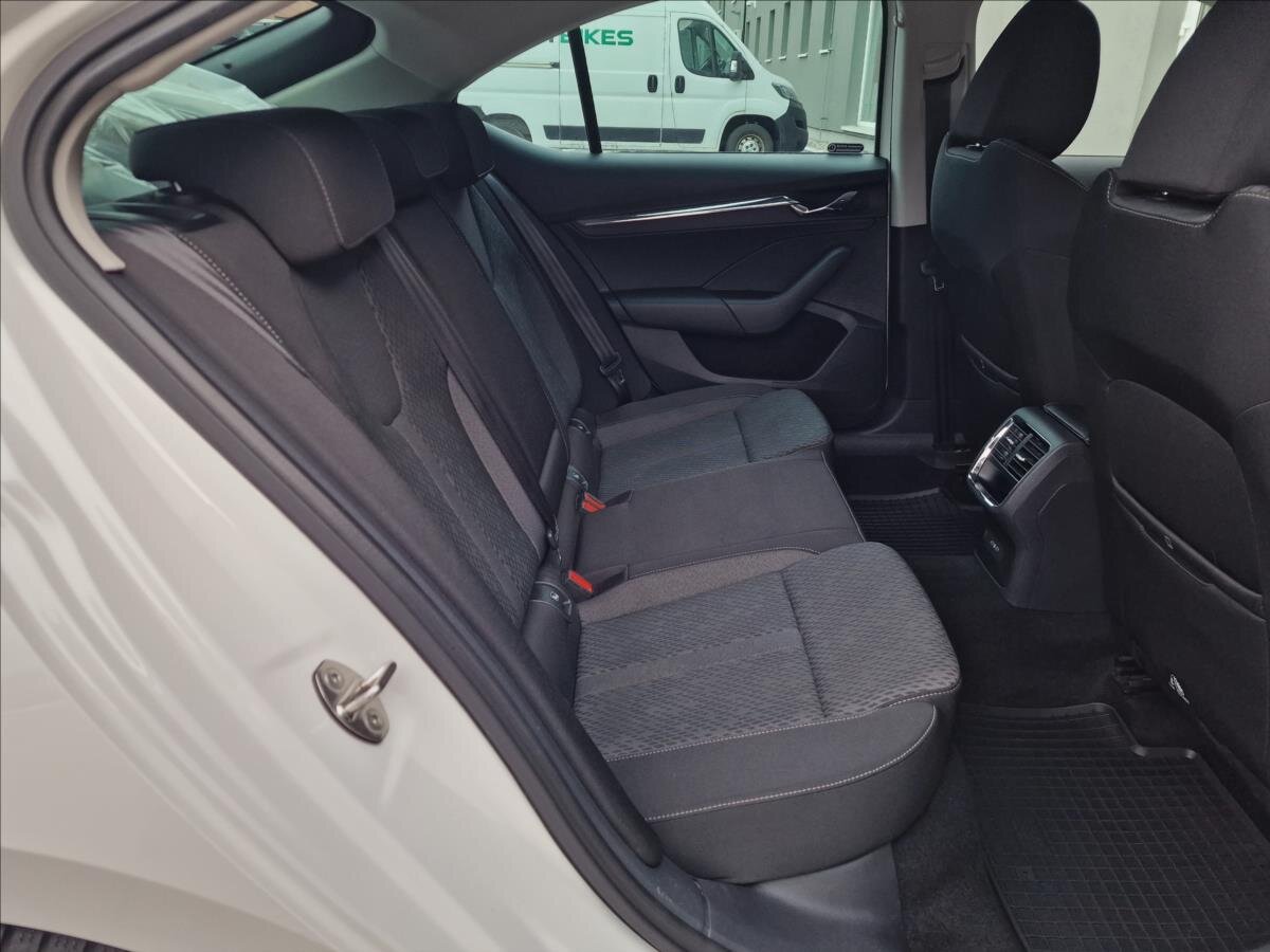 Škoda Octavia Sedan 1,5 l 110 kw