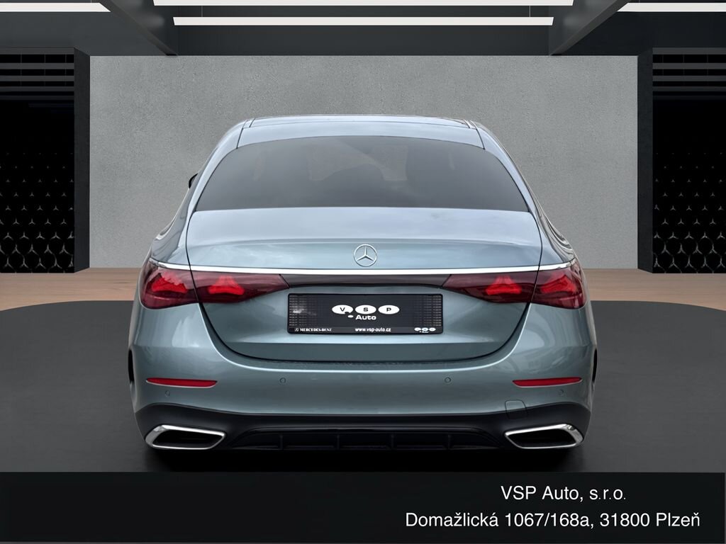 Mercedes-Benz Třídy E Sedan / Limuzína 2,0 l 167 kw