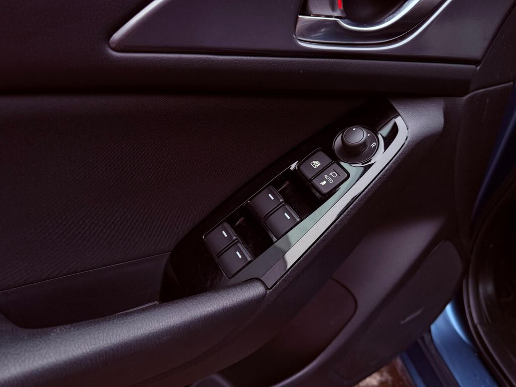 Mazda 3 Hatchback 2,0 l 88 kw