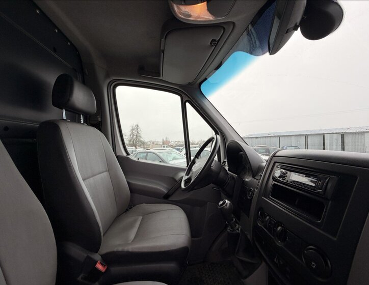 Volkswagen Crafter 21