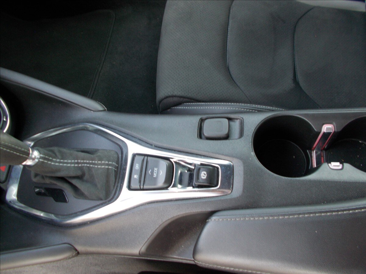 Chevrolet Camaro Kupé 6,2 l 339 kw