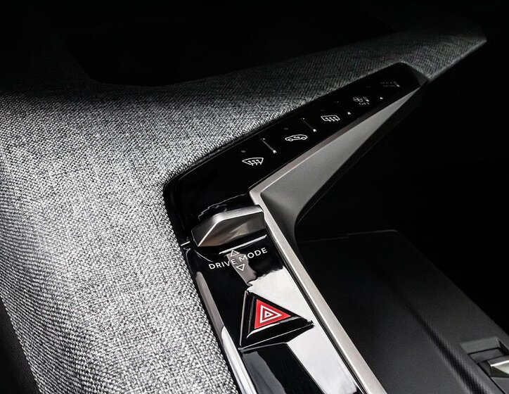 Peugeot 3008 Sedan 1,2 l 136 kw