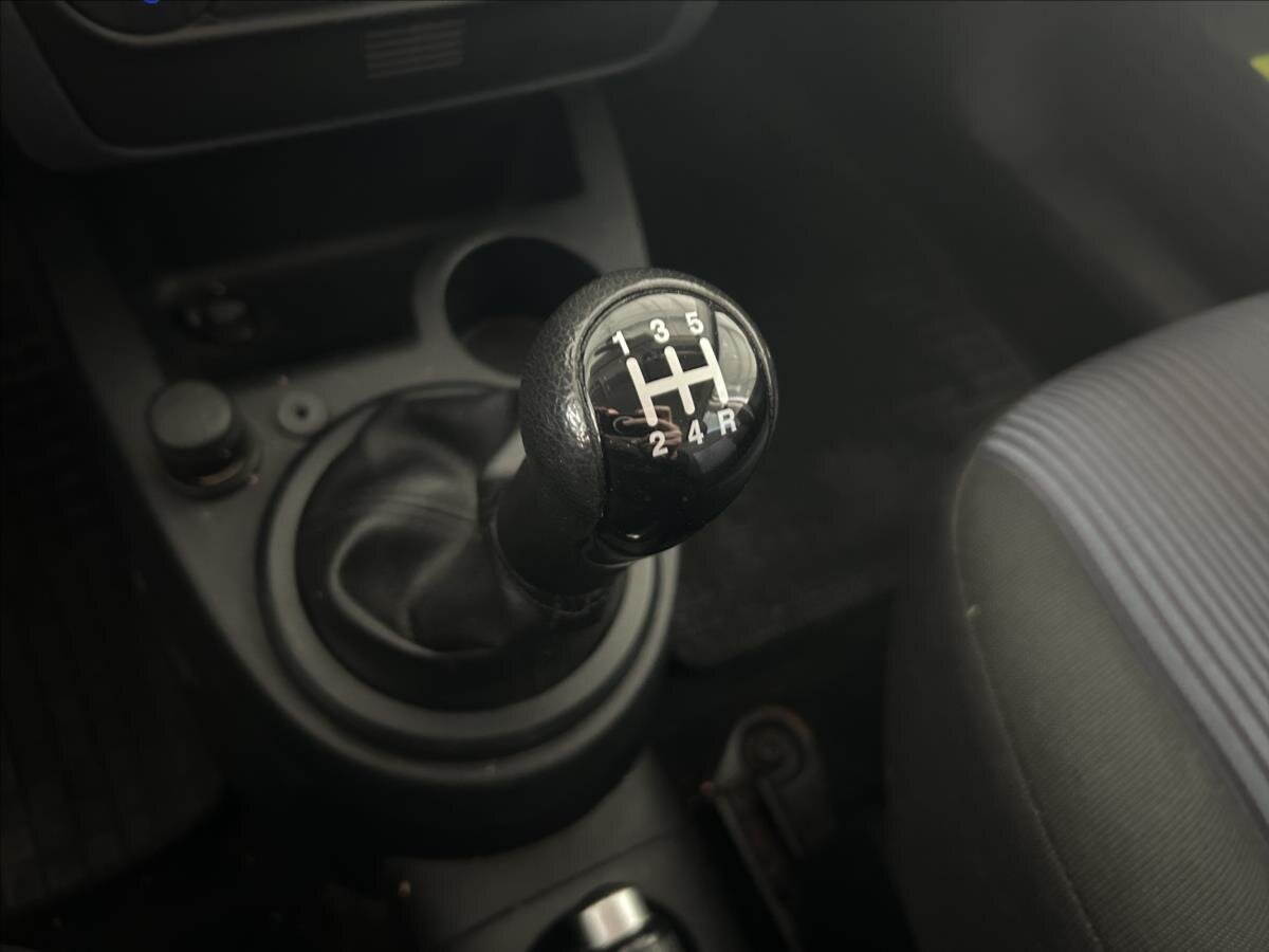 Ford Fusion Hatchback 1,4 l 59 kw