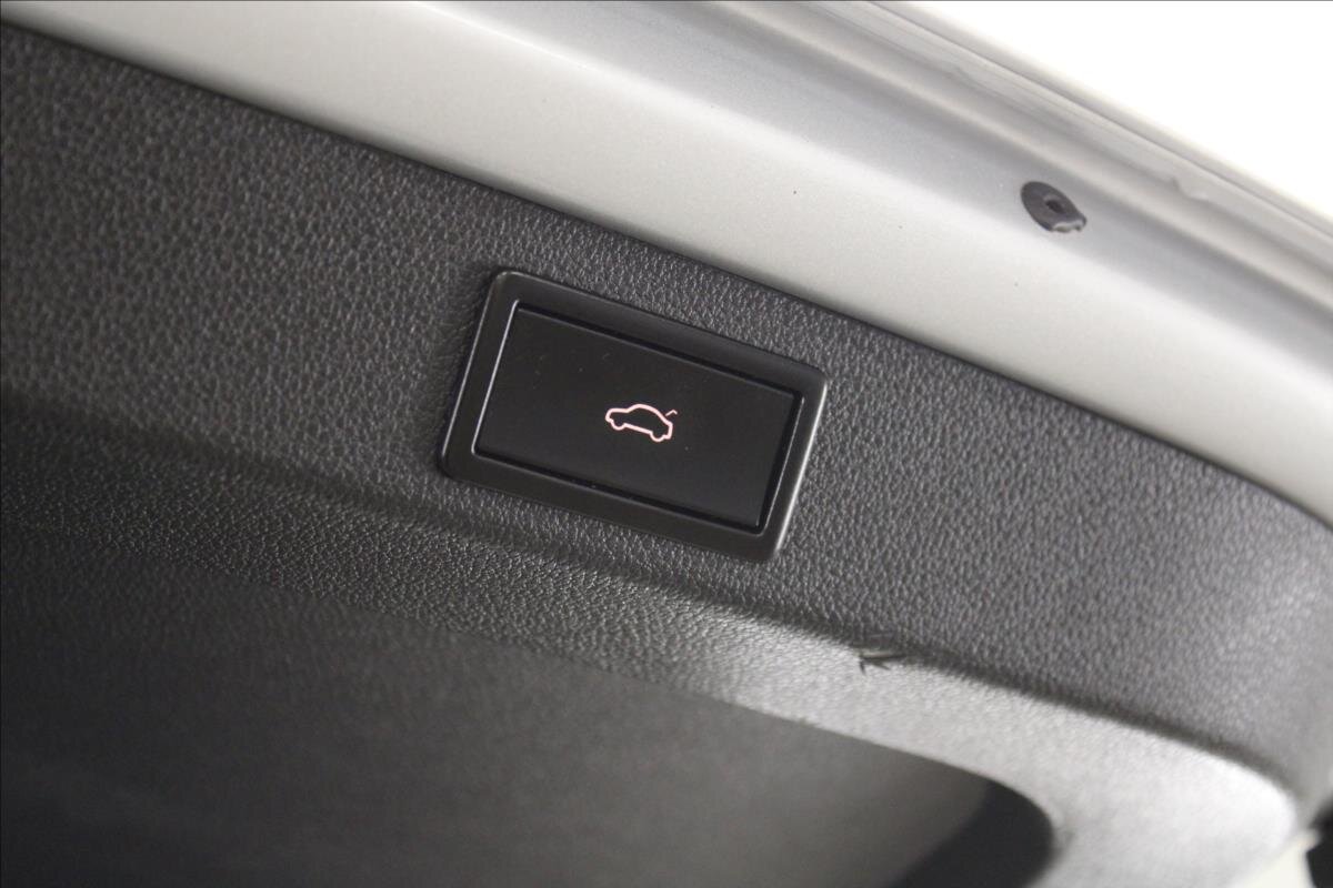 Škoda Superb Kombi 2,0 l 110 kw