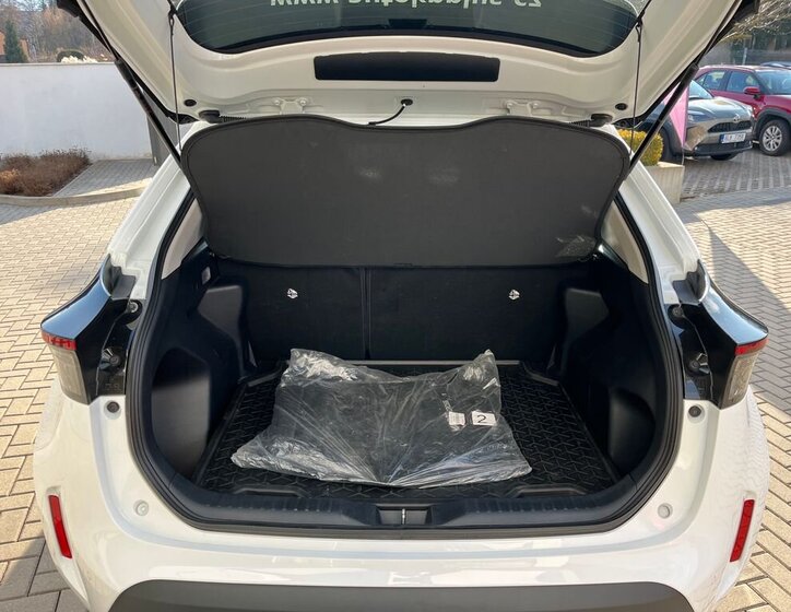 Toyota Yaris Cross SUV / Terénní 1,5 l 68 kw