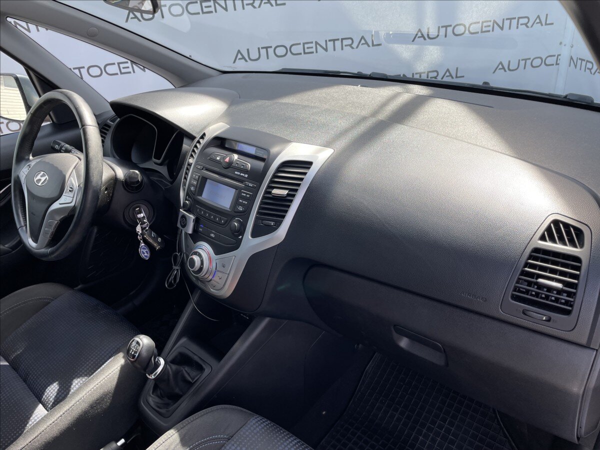 Hyundai ix20 MPV 1,4 l 66 kw
