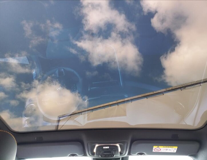 Toyota C-HR SUV 2,0 l 112 kw