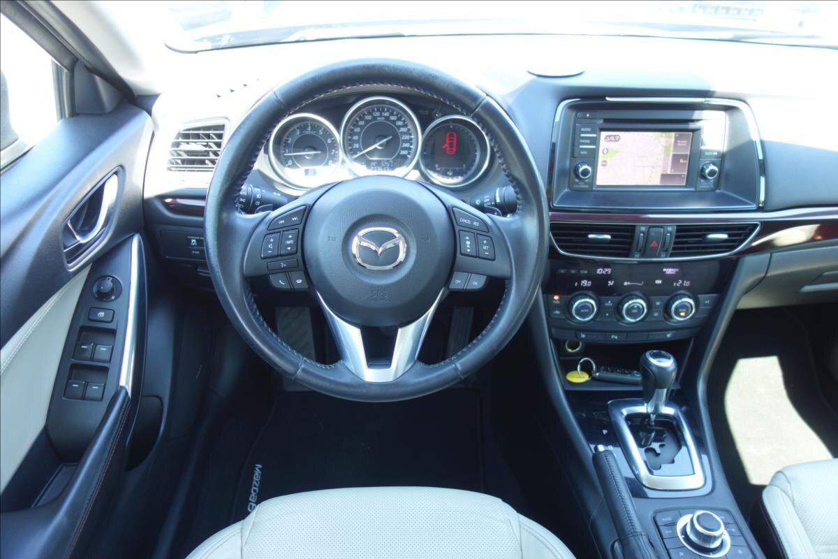 Mazda 6 Sedan 2,5 l 141 kw