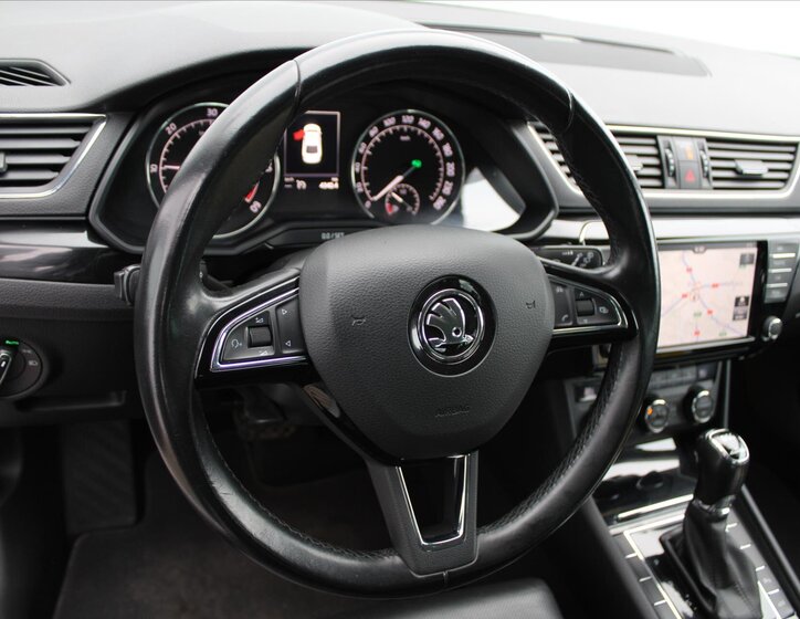 Škoda Superb Liftback 2,0 l 110 kw