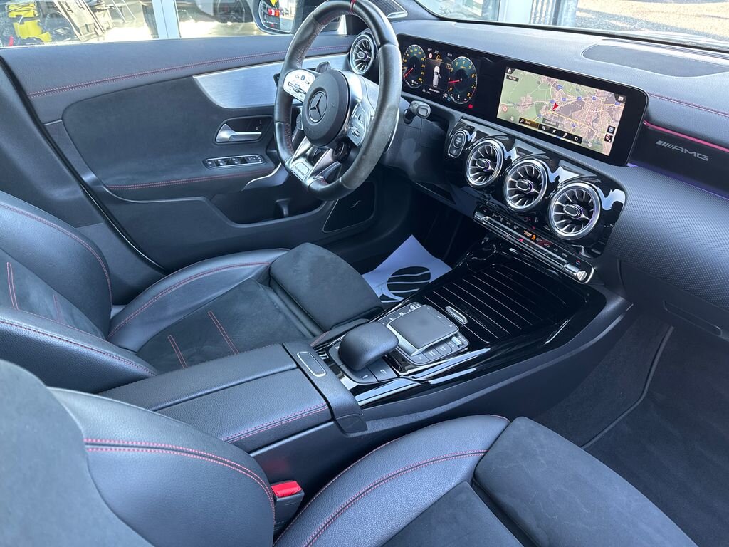 Mercedes-Benz CLA Kombi 2,0 l 310 kw