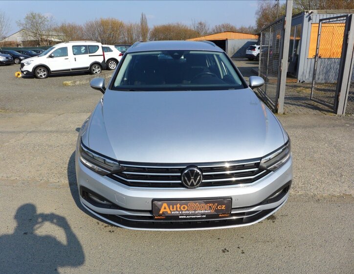 Volkswagen Passat Kombi 2,0 l 110 kw