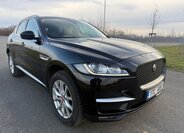 Jaguar F-Pace 7