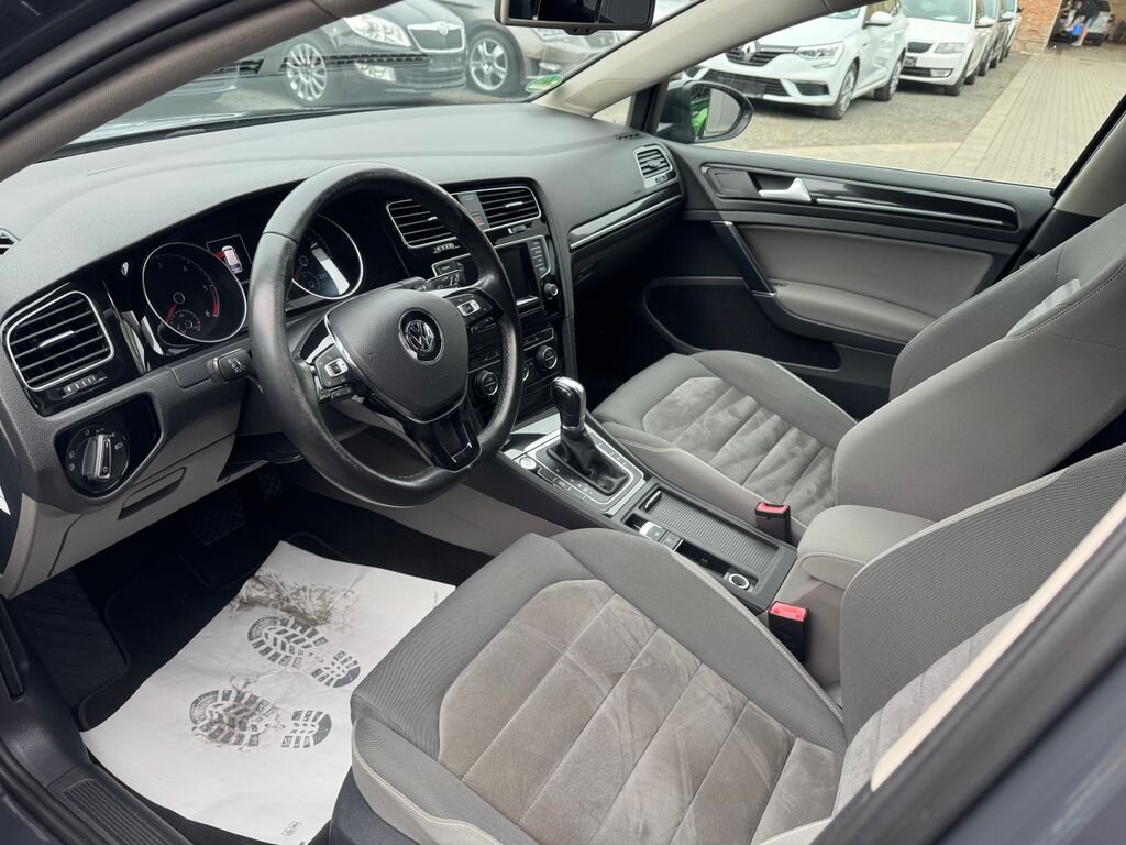 Volkswagen Golf Kombi 2,0 l 110 kw