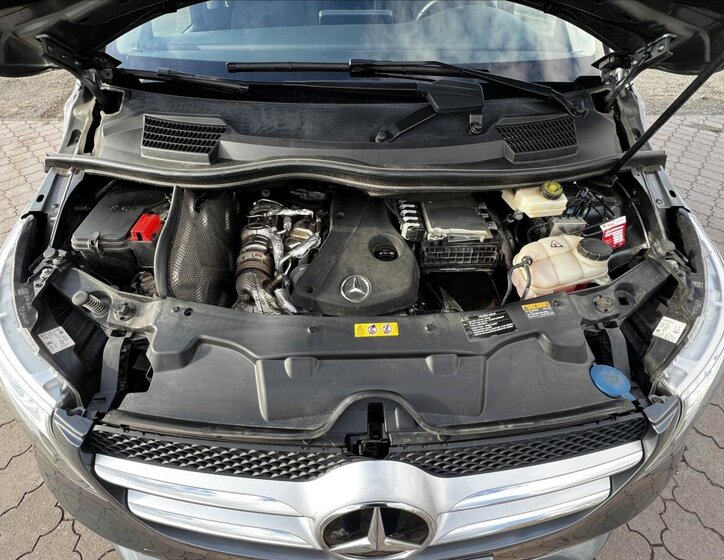 Mercedes-Benz Třídy V MPV 2,0 l 140 kw