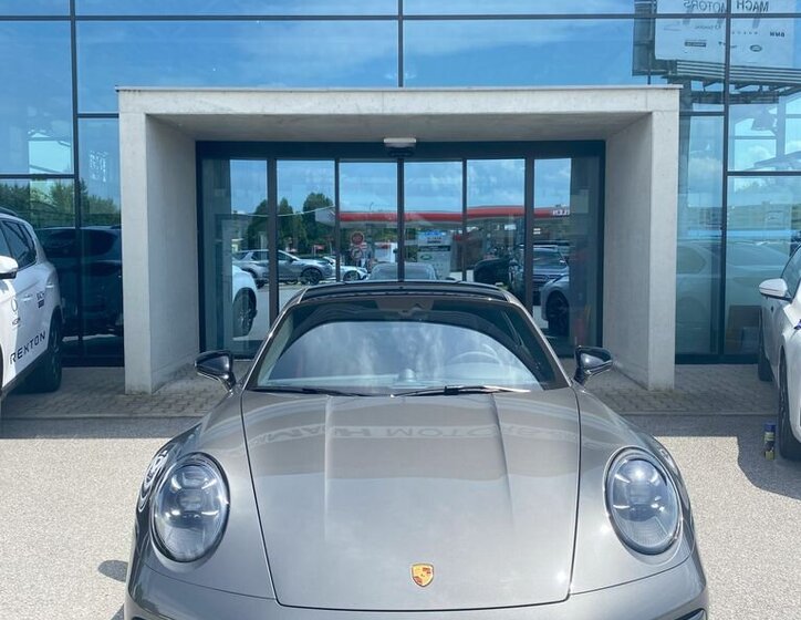 Porsche 911 Kupé 3,0 l 353 kw