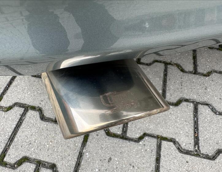 Mitsubishi Lancer 23