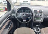 Volkswagen Touran MPV 1,4 l 103 kw