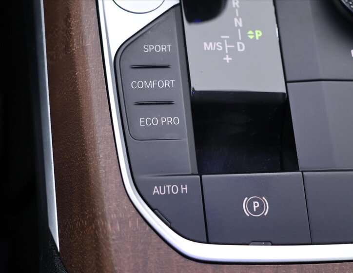 BMW Řada 3 Sedan / Limuzína 3,0 l 195 kw