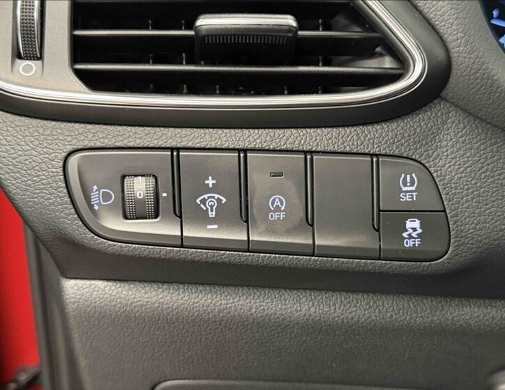 Hyundai i30 Kombi 998,0 73 kw