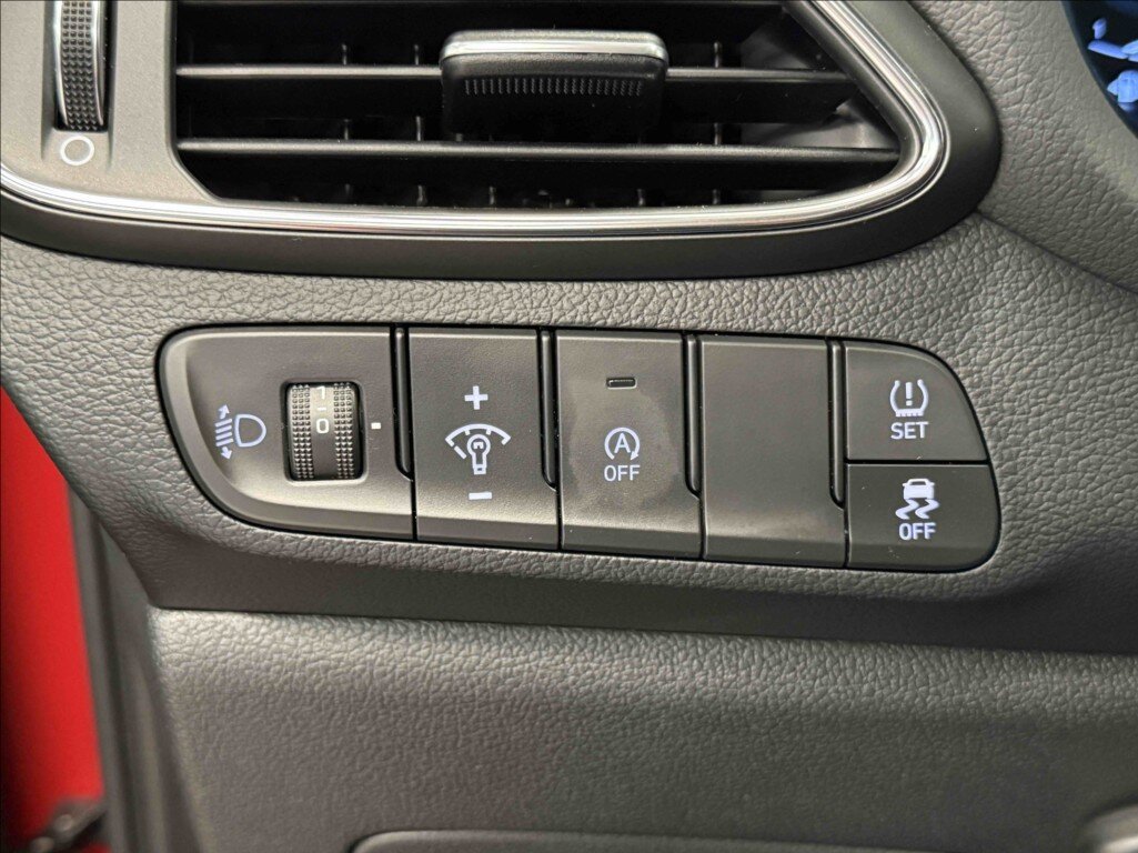 Hyundai i30 Kombi 998,0 73 kw