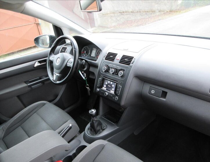 Volkswagen Touran Kombi 1,4 l 103 kw