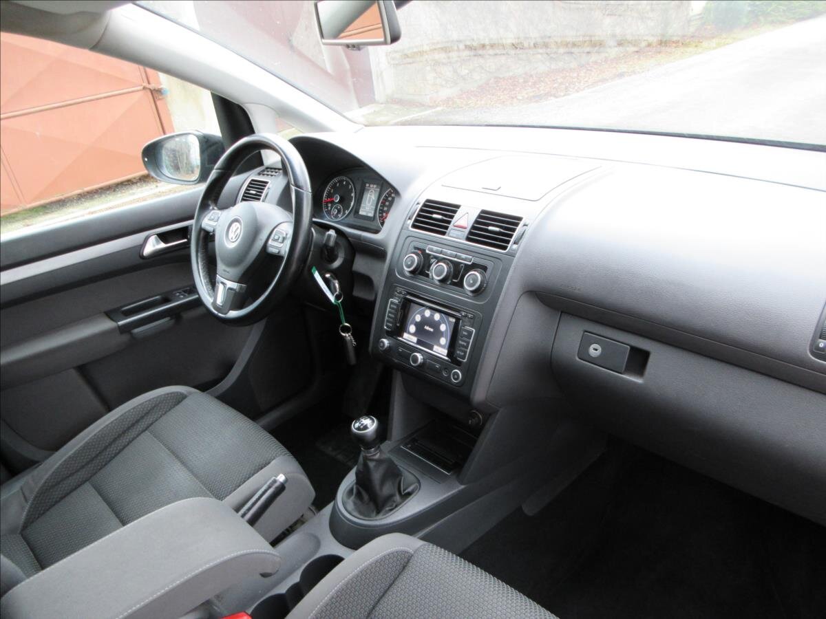 Volkswagen Touran Kombi 1,4 l 103 kw