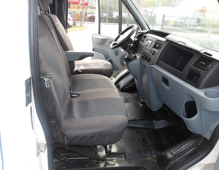 Ford Transit Skříň 2,2 l 63 kw