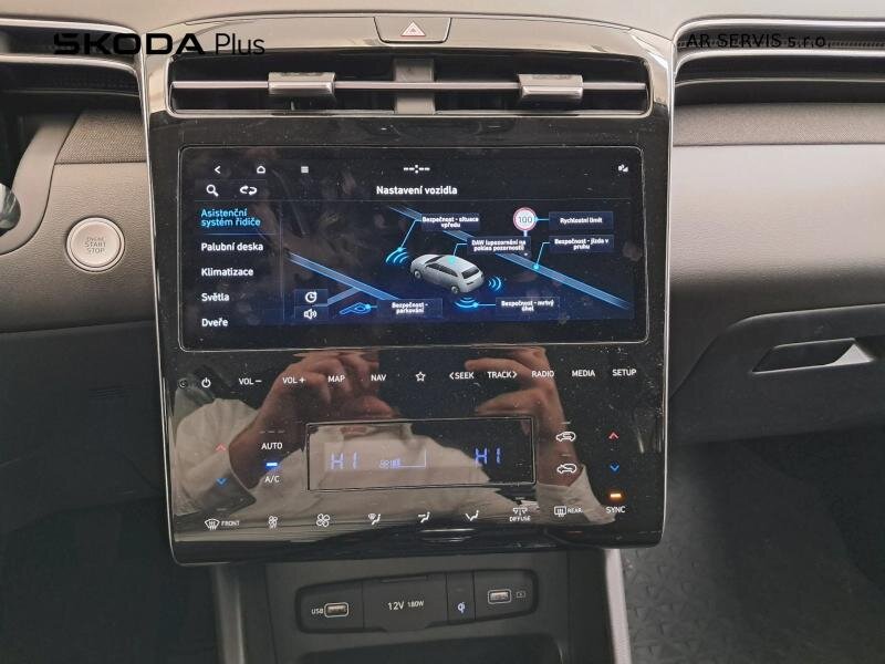 Hyundai Tucson SUV 1,6 l 110 kw