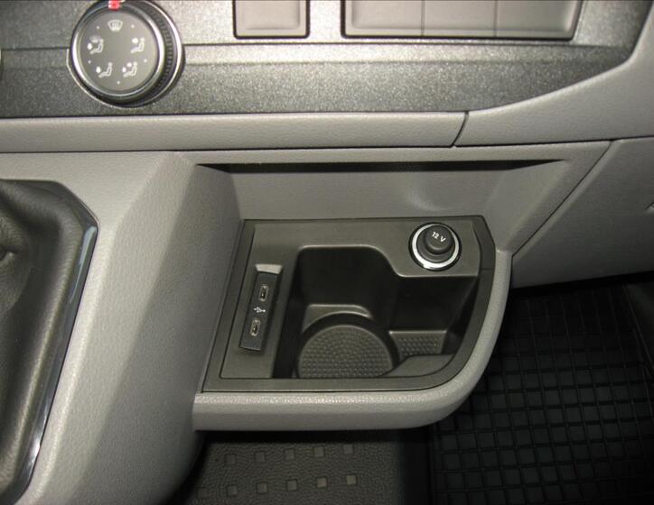 Volkswagen Transporter 27