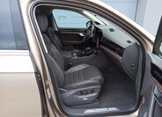 Volkswagen Touareg 16