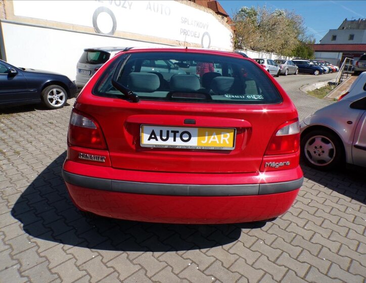 Renault Mégane Hatchback 1,6 l 79 kw