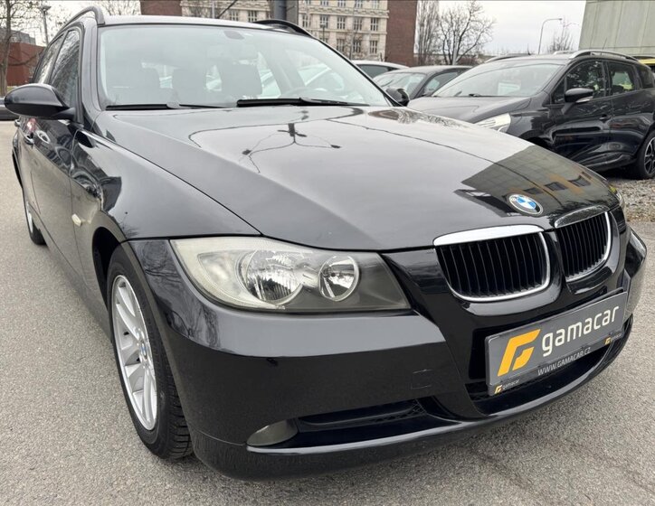 BMW Řada 3 Kombi 2,0 l 120 kw